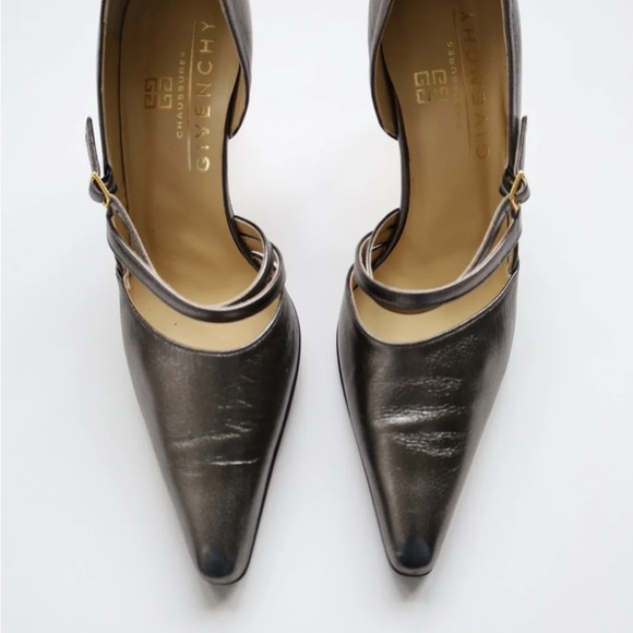 Authentic Givenchy mini heels - Picture 2 of 3